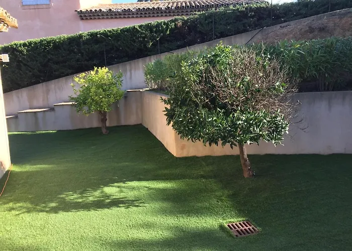 Vila Avec Apercu Et Piscine Privee *