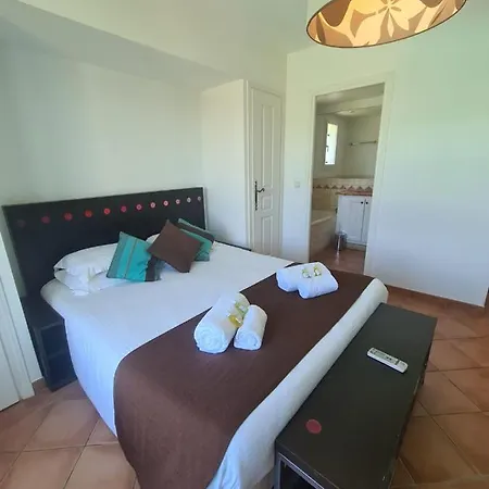 Villa Avec Apercu Et Piscine Privee *